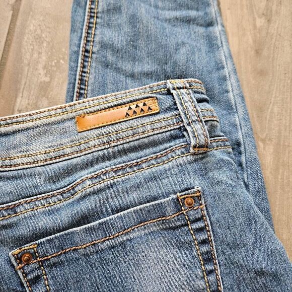 Dollhouse Skinny Jeans - Picture 8 of 8